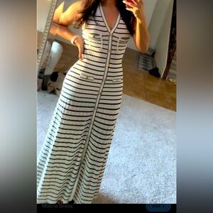 Beautiful luxury dress with beautiful detailed buttons (looks like Chanel) NWT